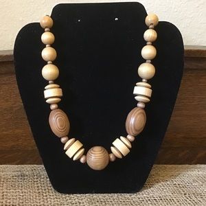 Wood necklace. Vintage